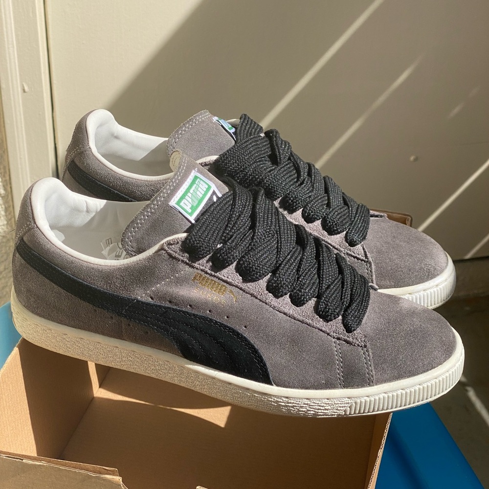 Mens Puma suede Gray 8.5